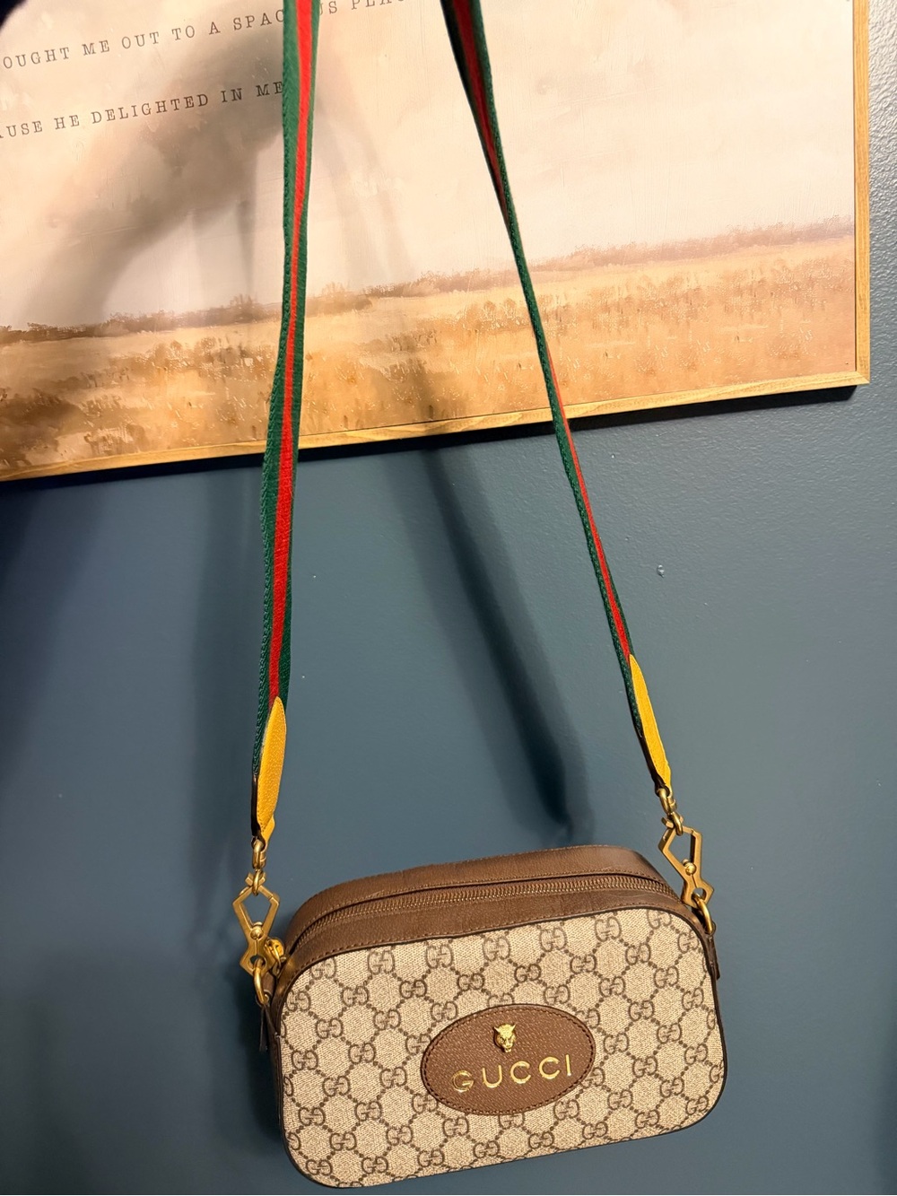 Gucci Neo Vintage GG Supreme Messenger Bag with COA - Picture 2 of 11